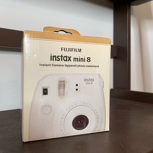 Instax Mini 8 Polaroid Camera